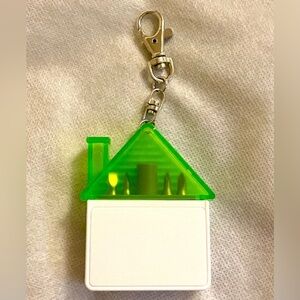 Green and White House-Shaped Keychain set of tools ⚒️